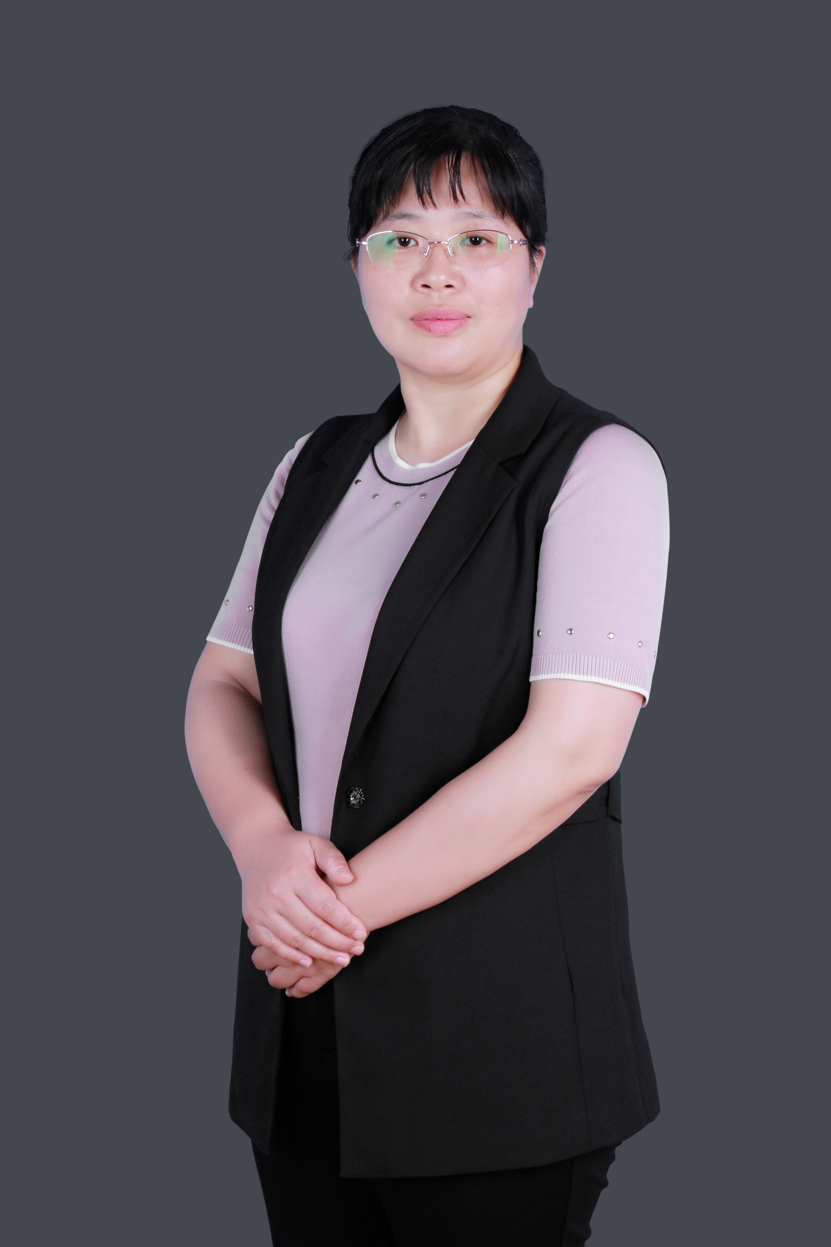 王飞飞 应用数学硕士 副教授 王飞飞 应用数学硕士 副教授